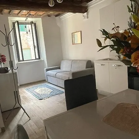 Apartment Apt Bruco Siena